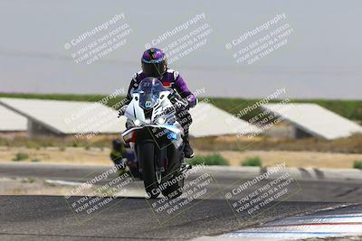 media/Aug-03-2025-TrackDaz (Sun) [[bf4a71acf9]]/B Group/1220pm (Wheelie Bump)/